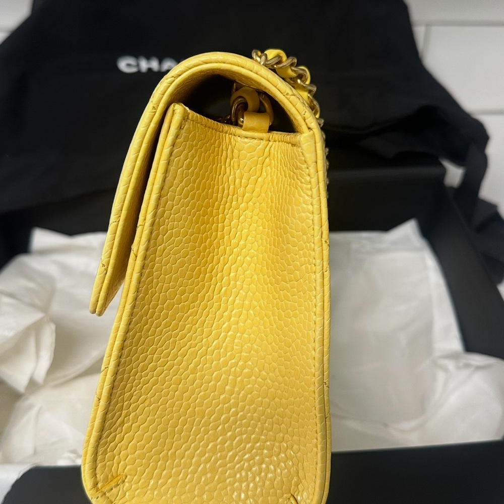 CHANEL Quilted Flap Shoulder Bag in Yellow with Gold Hardware - Picture 3 of 7